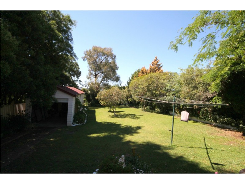 87 Brae Street, Inverell NSW 2360