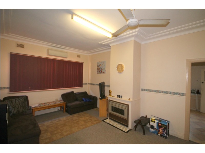 36 Ross Street, Inverell NSW 2360