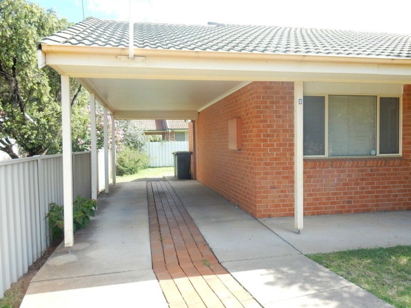 1/38 Andrew Street, Inverell NSW 2360