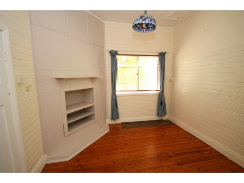 44 Brae Street, Inverell NSW 2360