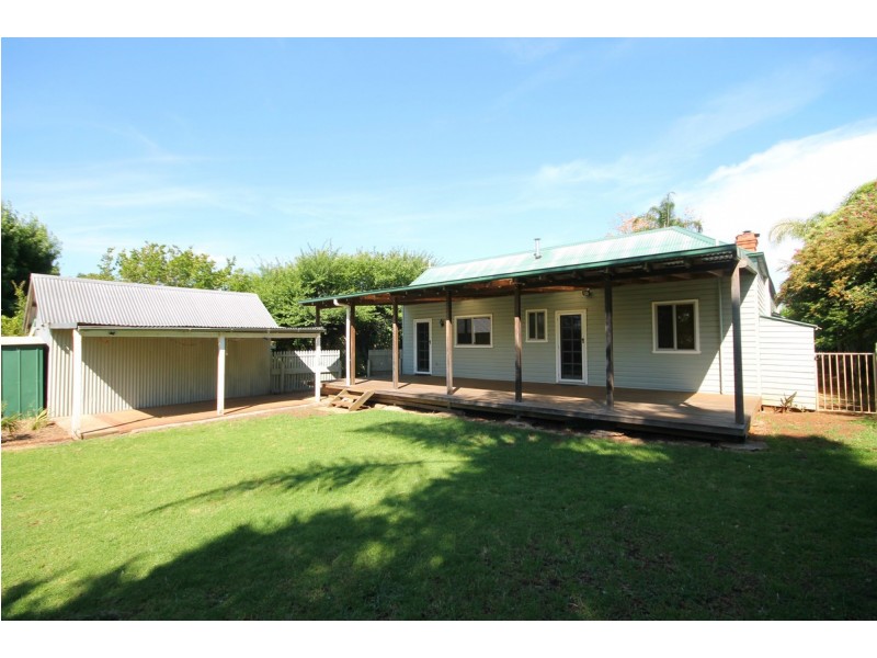 44 Brae Street, Inverell NSW 2360