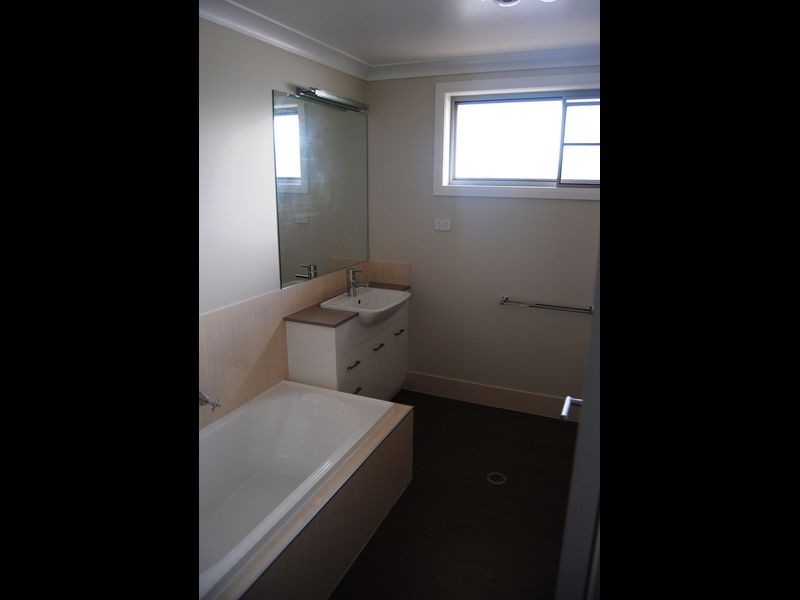 19 Kingfisher Drive, Inverell NSW 2360