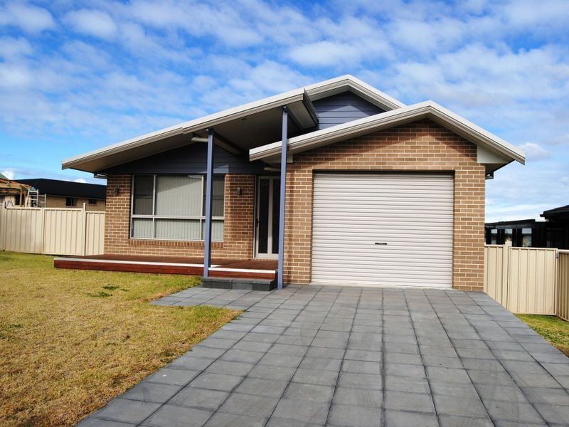 19 Kingfisher Drive, Inverell NSW 2360