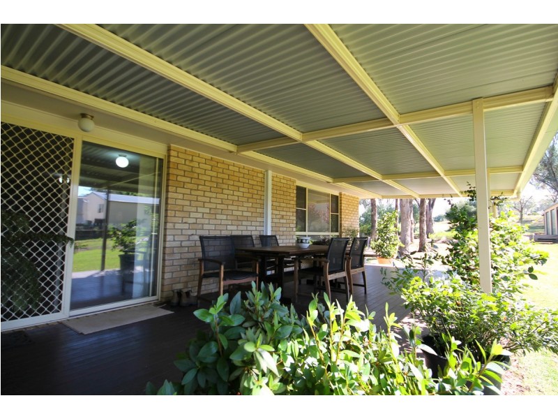 84 Wolbah Close, Inverell NSW 2360