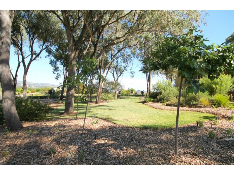 84 Wolbah Close, Inverell NSW 2360