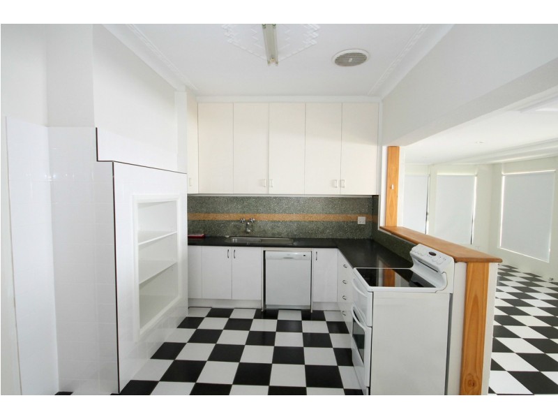 4 Warialda Road, Inverell NSW 2360
