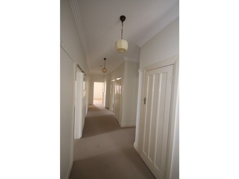 4 Warialda Road, Inverell NSW 2360