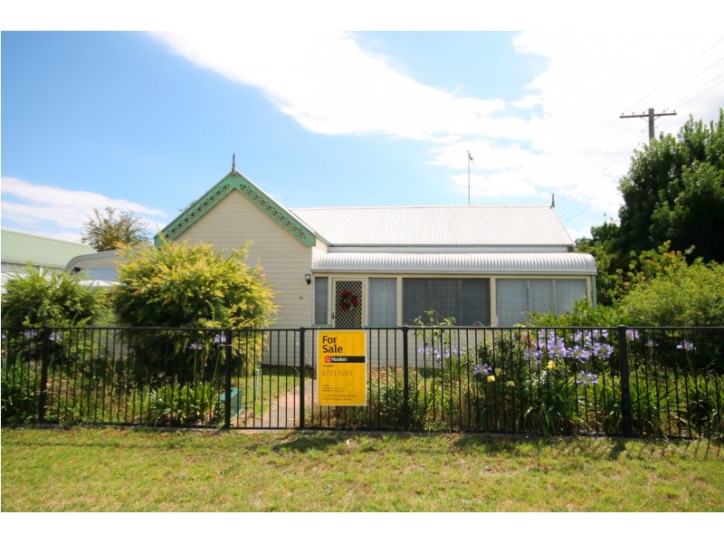 90 Lawrence Street, Inverell NSW 2360