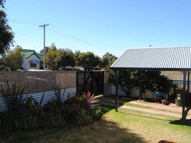 10 Andrew Street, Inverell NSW 2360
