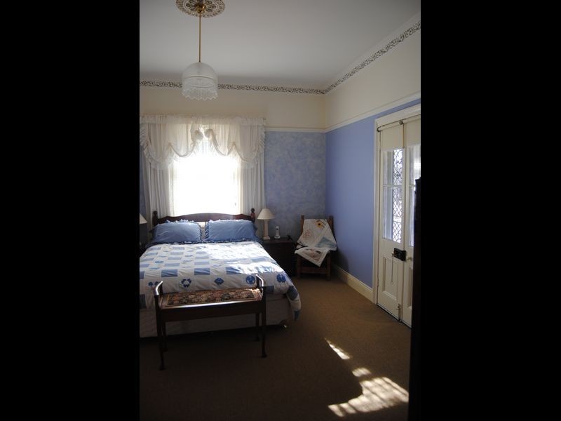 9 Auburn Vale RD, Inverell NSW 2360