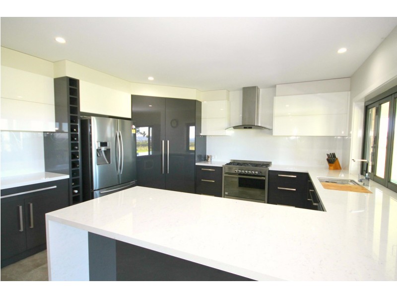 45 Clancys Drive, Inverell NSW 2360