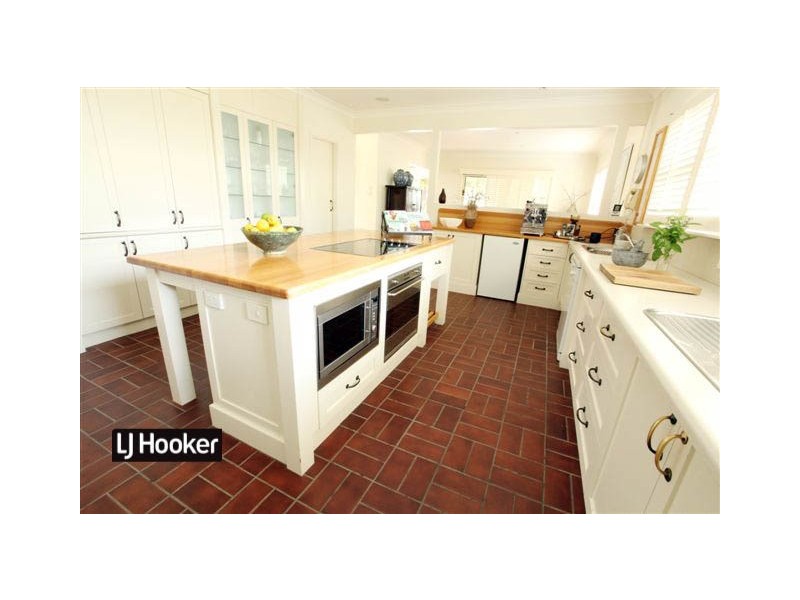 21 Mitchell Crescent, Inverell NSW 2360