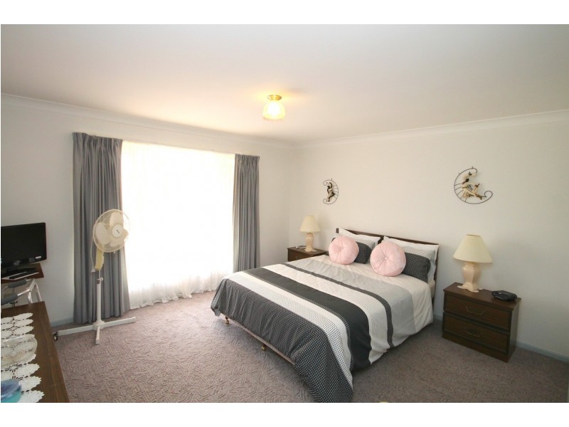 20 Miles Street, Inverell NSW 2360