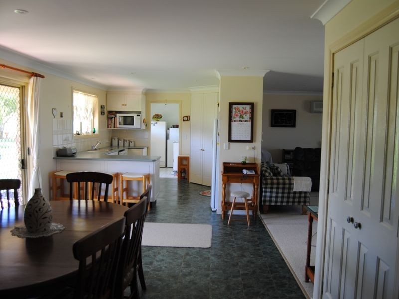 104 Runnymede Drive, Inverell NSW 2360