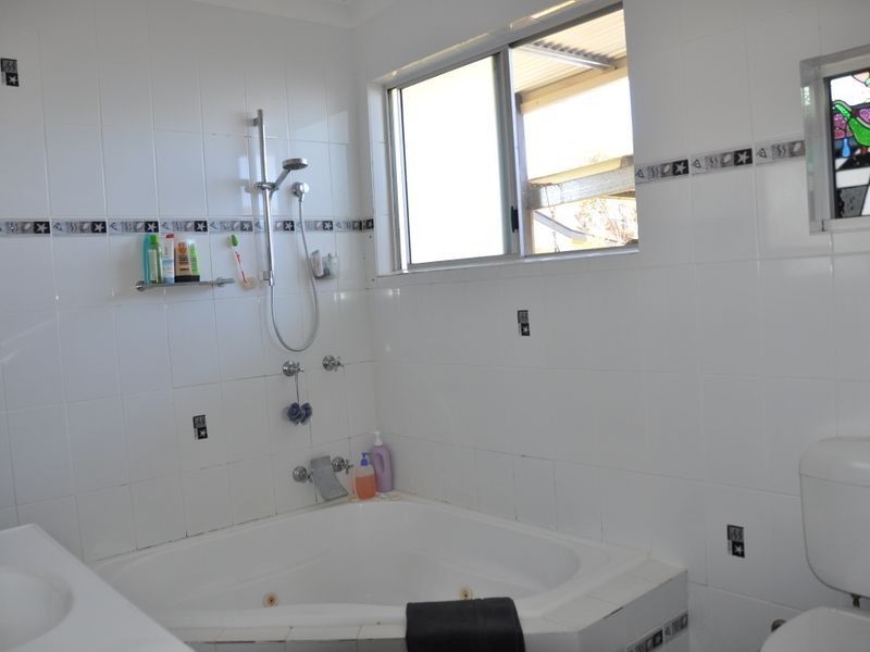 95 George Street, Inverell NSW 2360