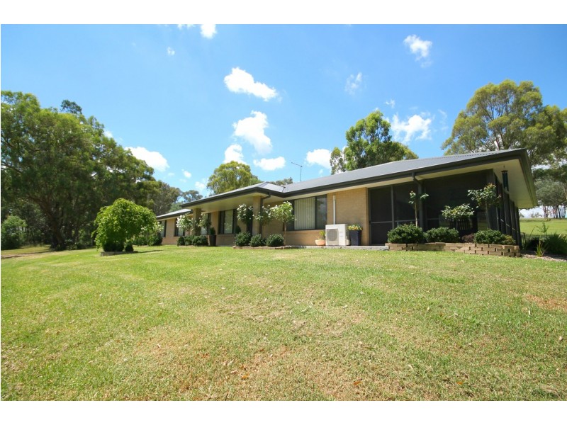 46 Caloola Drive, Inverell NSW 2360