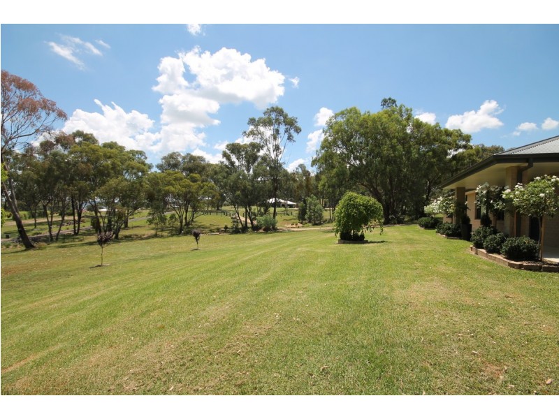 46 Caloola Drive, Inverell NSW 2360