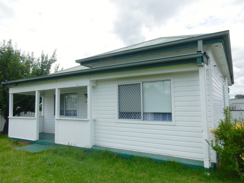 94 Chester Street, Inverell NSW 2360