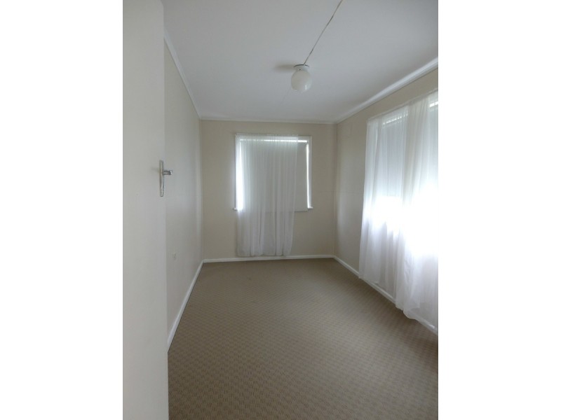 94 Chester Street, Inverell NSW 2360