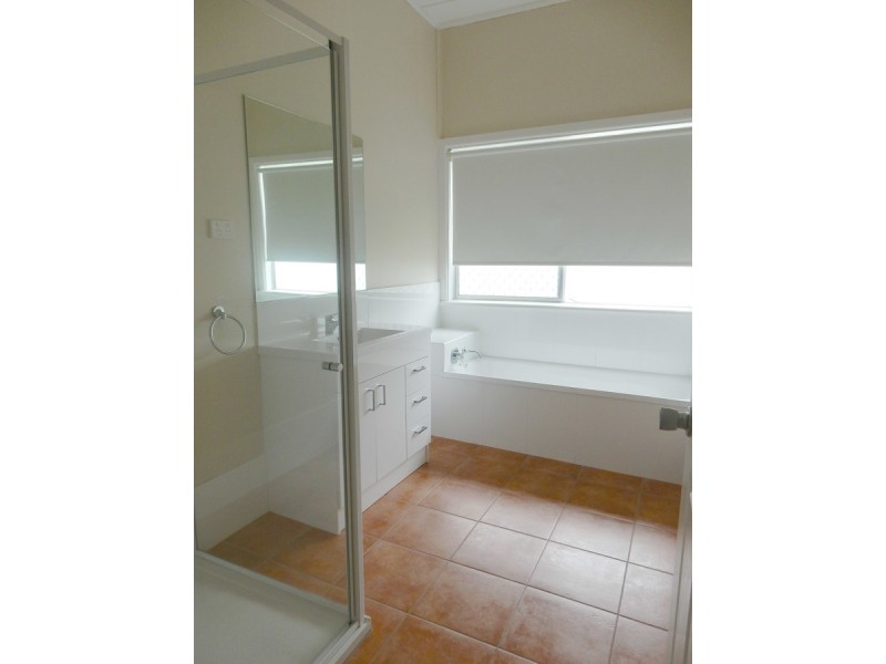 94 Chester Street, Inverell NSW 2360