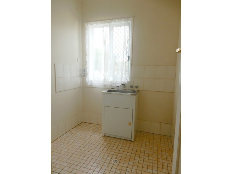 94 Chester Street, Inverell NSW 2360