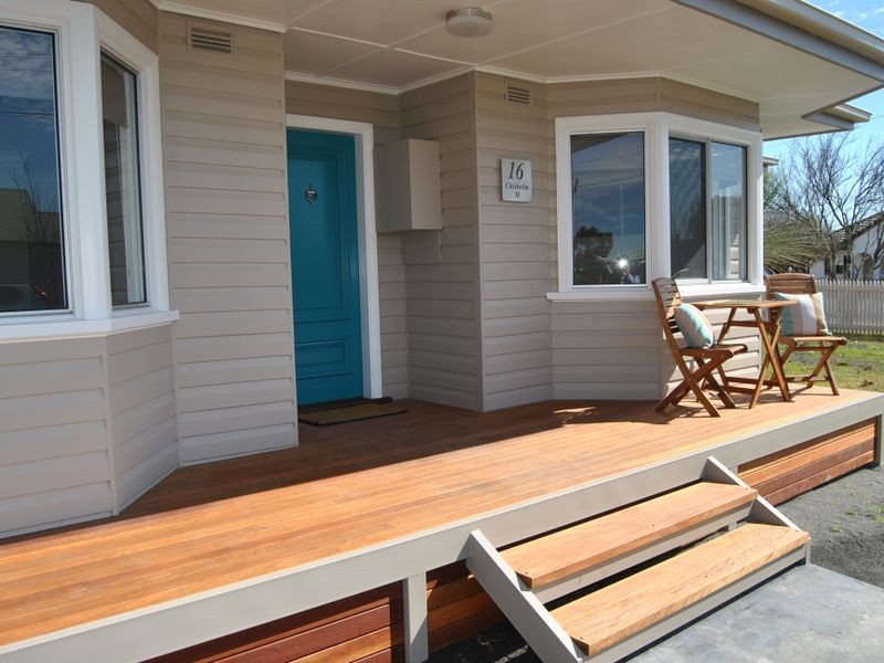 16 Chisholm Street, Inverell NSW 2360