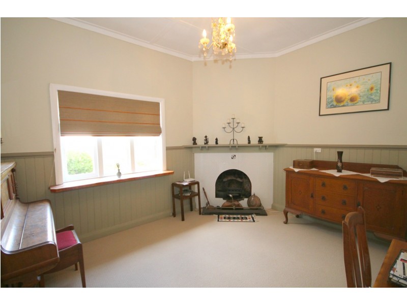 105 Brae Street, Inverell NSW 2360