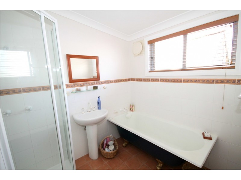 105 Brae Street, Inverell NSW 2360