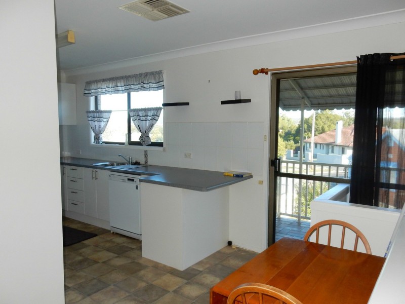 2a Urabatta Street, Inverell NSW 2360