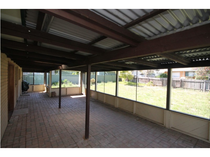 8 Jacaranda Crescent, Inverell NSW 2360