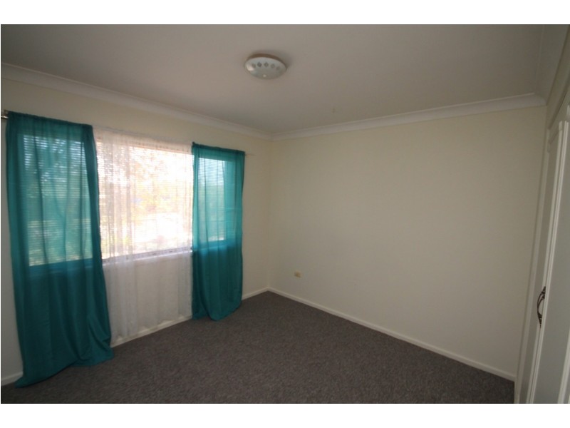 8 Jacaranda Crescent, Inverell NSW 2360