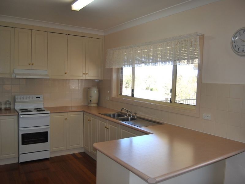 21 Alsace Road, Inverell NSW 2360