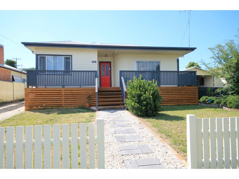 17 Lang Street, Inverell NSW 2360