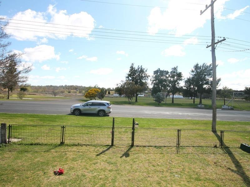 18 Ring Street, Inverell NSW 2360