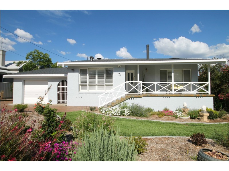 7A Brae Street, Inverell NSW 2360