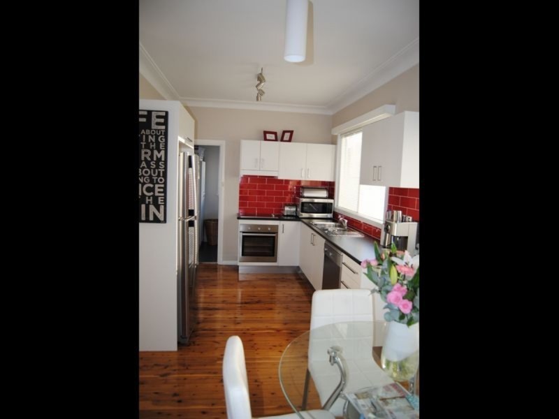 10 East Street, Inverell NSW 2360