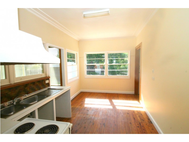 19 Brae Street, Inverell NSW 2360