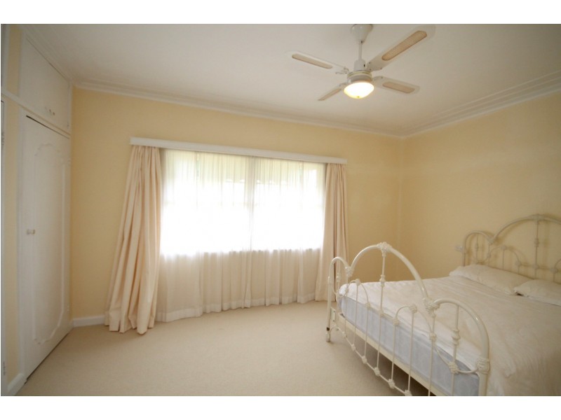 19 Brae Street, Inverell NSW 2360