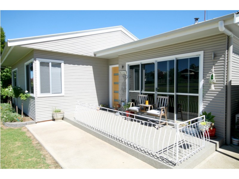 10 East Street, Inverell NSW 2360