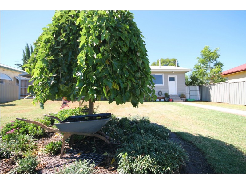 10 East Street, Inverell NSW 2360