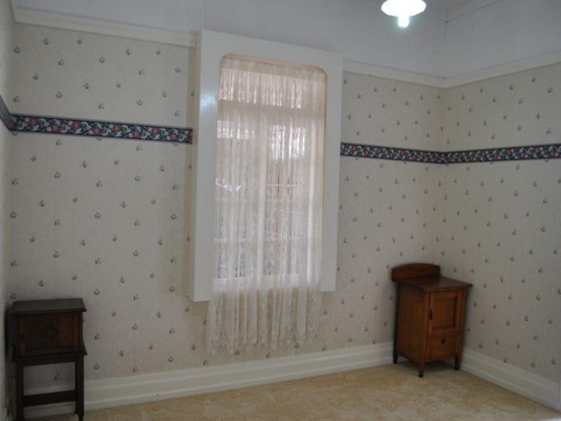 15 Brae Street, Inverell NSW 2360