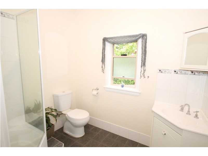 19 Bennett Street, Inverell NSW 2360