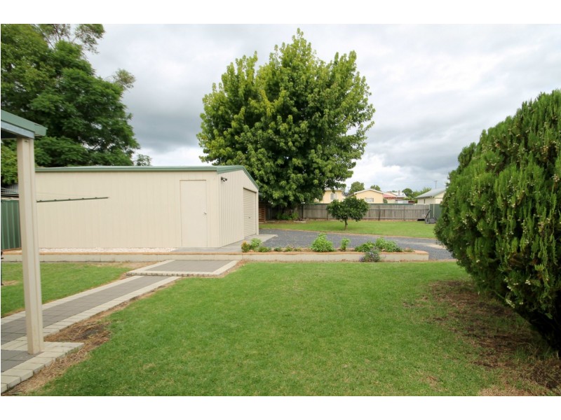 19 Bennett Street, Inverell NSW 2360
