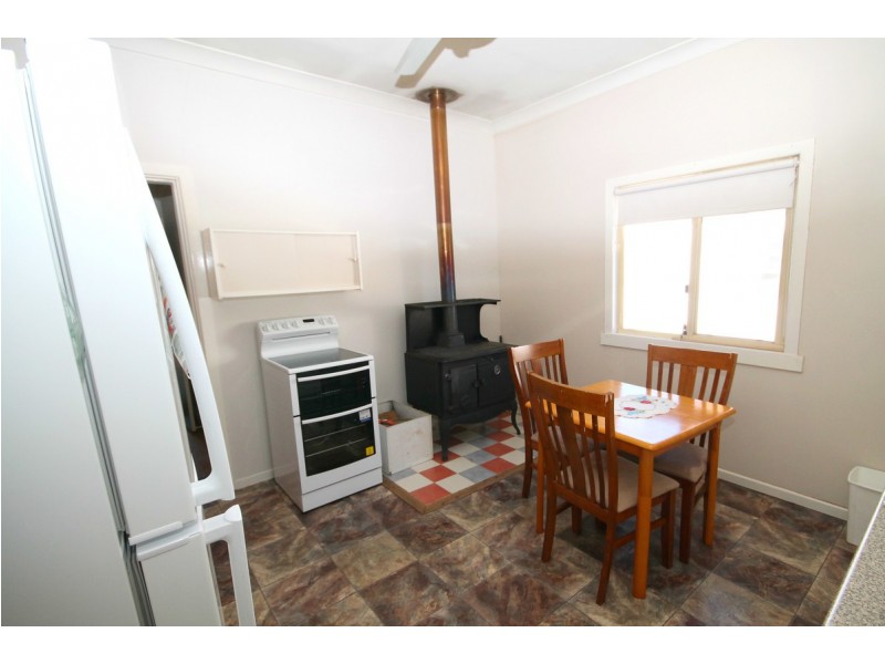 49 Greaves Street, Inverell NSW 2360