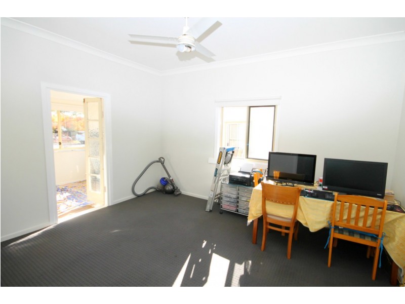49 Greaves Street, Inverell NSW 2360