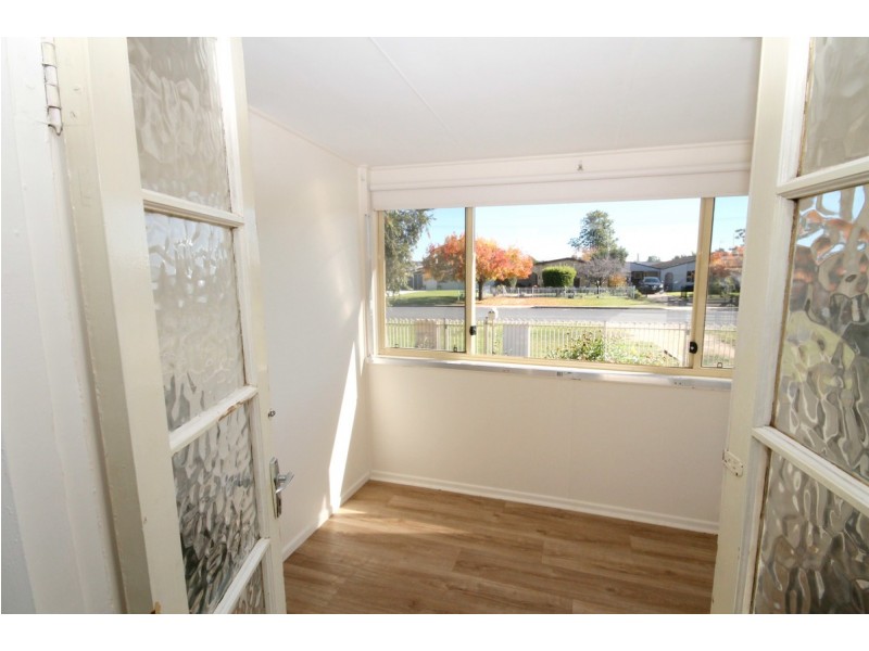 49 Greaves Street, Inverell NSW 2360