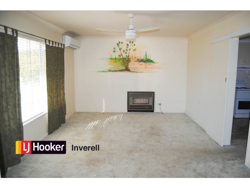 54 Moore Street, Inverell NSW 2360