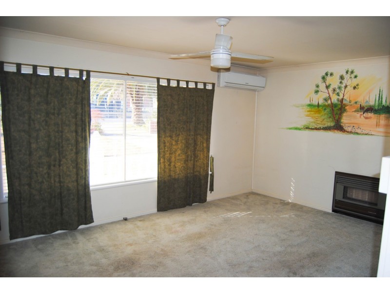 54 Moore Street, Inverell NSW 2360