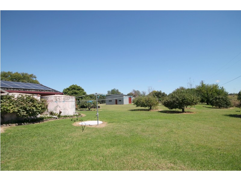 29 Toms Drive, Inverell NSW 2360