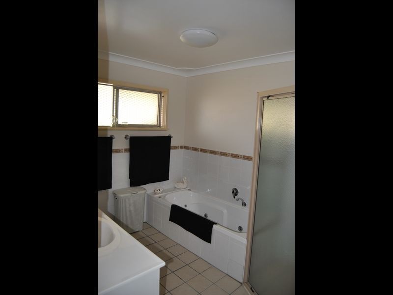 38 Harland Street, Inverell NSW 2360